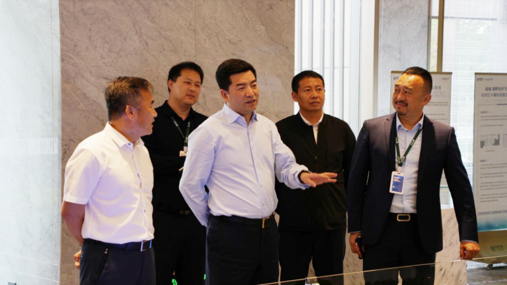 张亚东调研大连绿城持续深耕加强品牌和服务落地